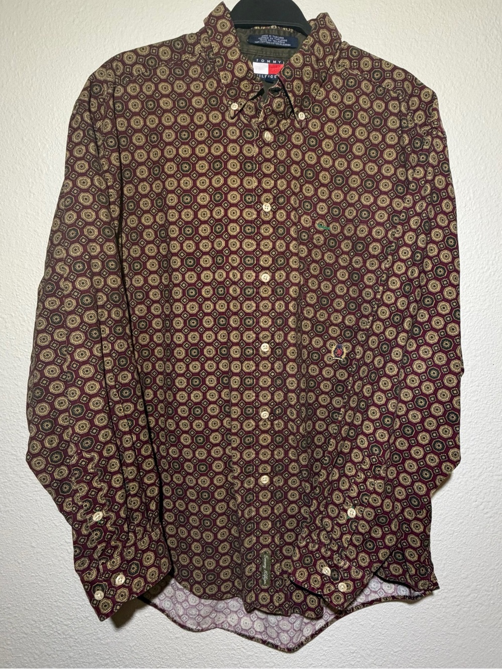 Tommy Hilfiger Men's Burgundy and Gold Geometric Button-Down Shirt